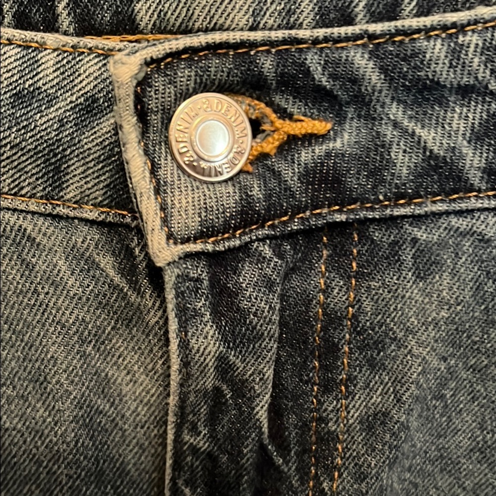 Classic Blue Women's Jeans - Picture 7 of 11
